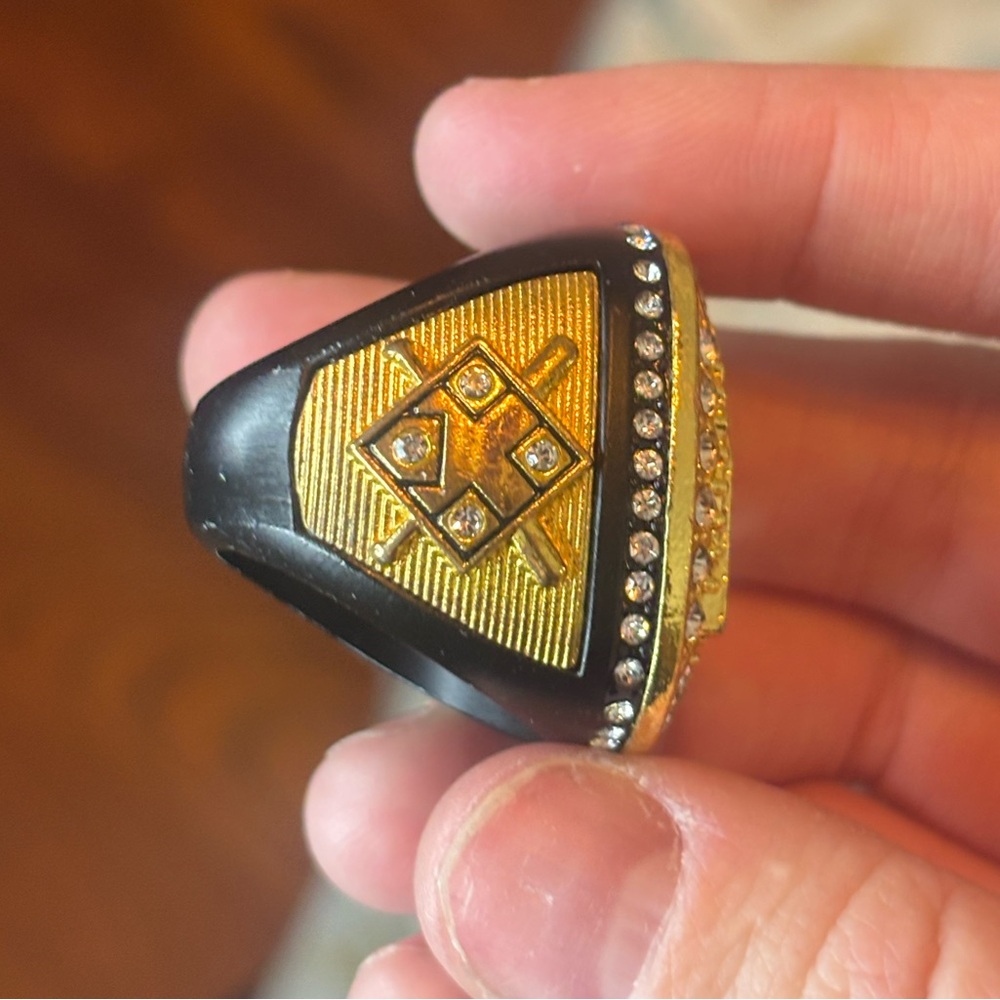 Baseball Championship Ring Collectors - Picture 6 of 12